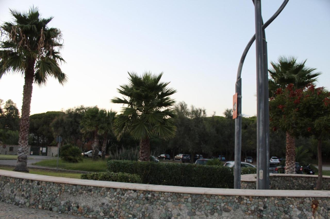 Park Hotel Le Dune Di Giovino Катандзаро Екстериор снимка