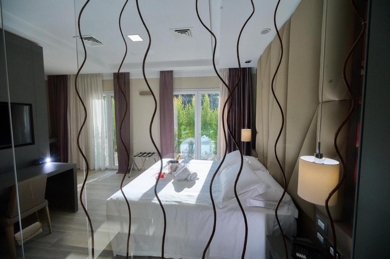 Park Hotel Le Dune Di Giovino Катандзаро Екстериор снимка
