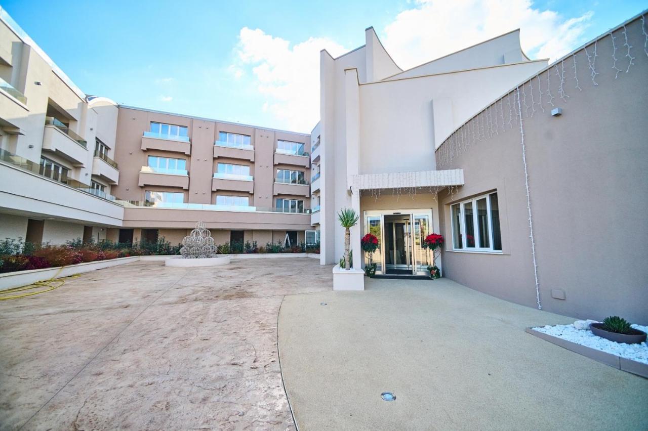 Park Hotel Le Dune Di Giovino Катандзаро Екстериор снимка