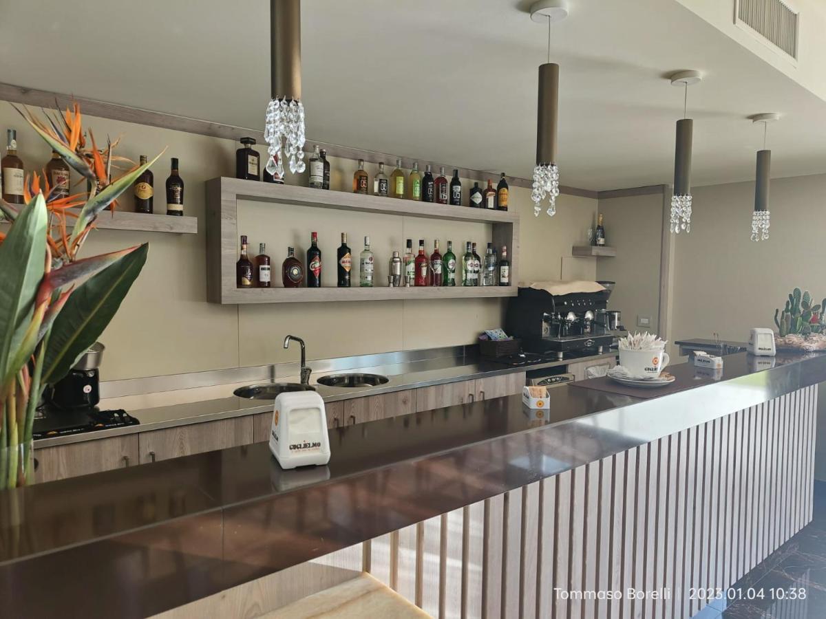 Park Hotel Le Dune Di Giovino Катандзаро Екстериор снимка